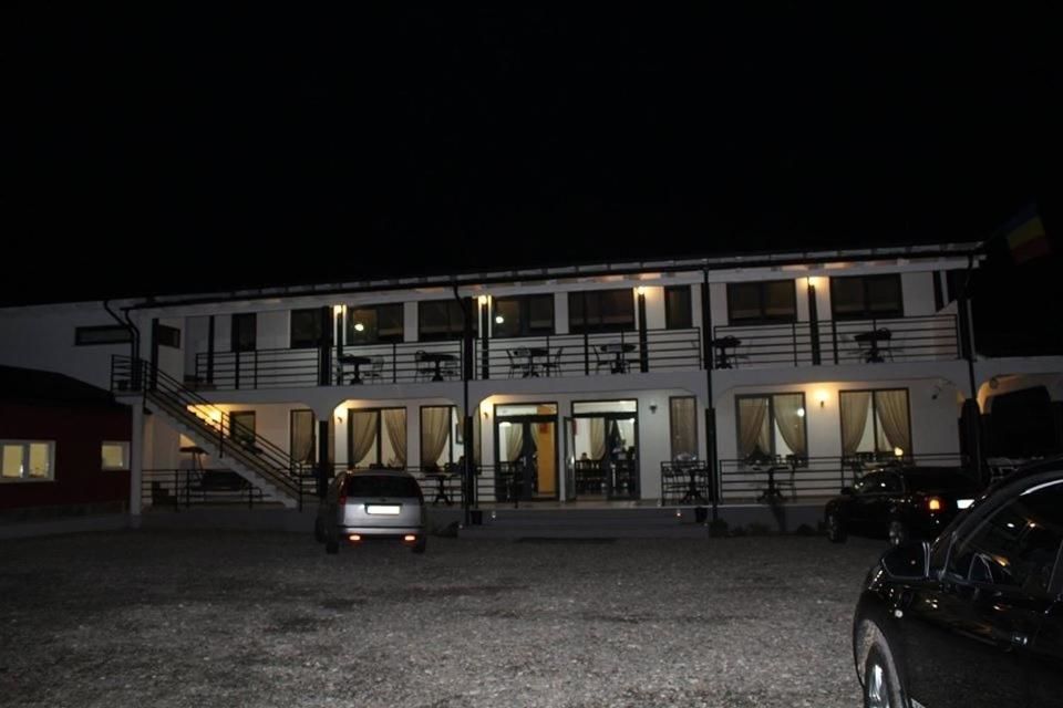 Отель Complex de Pensiuni la Munte - Ceahlau-Grinties-Borsec Grinţieş-21