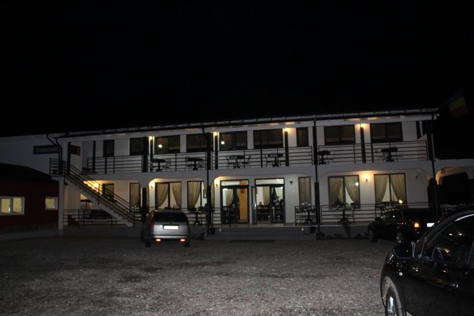 Отель Complex de Pensiuni la Munte - Ceahlau-Grinties-Borsec Grinţieş-24